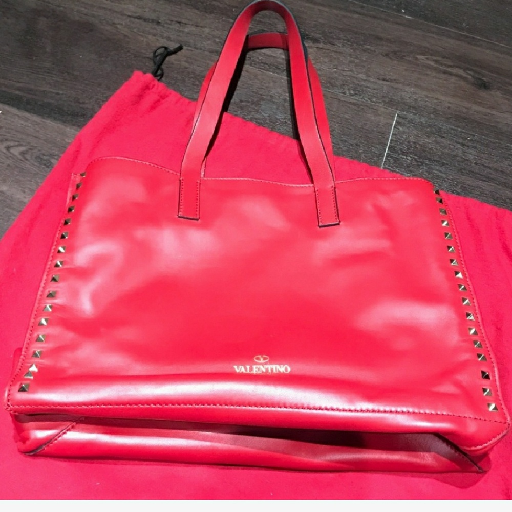 Valentino Rockstud Open Tote - Picture 7 of 7